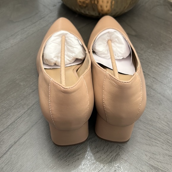 Naturalizer Malynn Womens Leather Pointed Toe Pumps (WIDE) - Picture 6 of 12